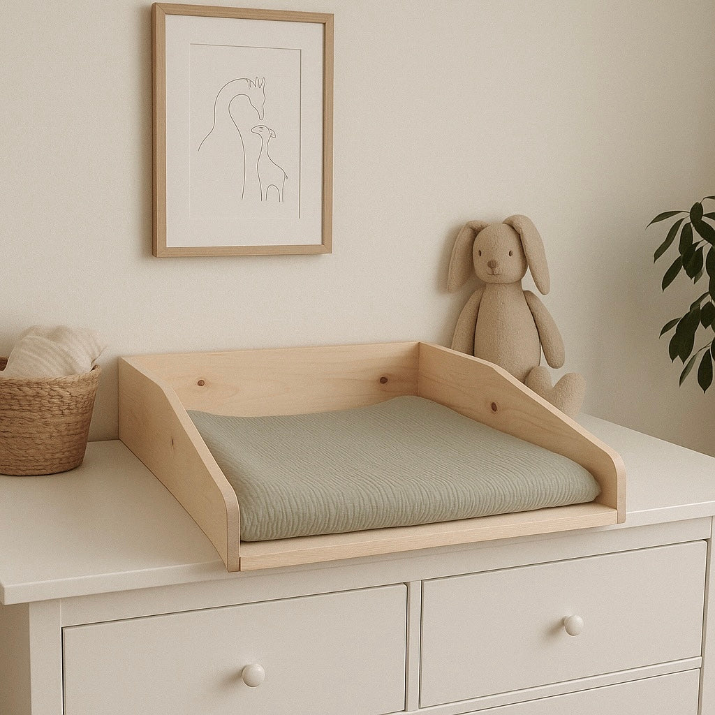 Beruhigender Wickelaufsatz aus Zirbenholz – Fördert das Wohlbefinden Ihres Babys