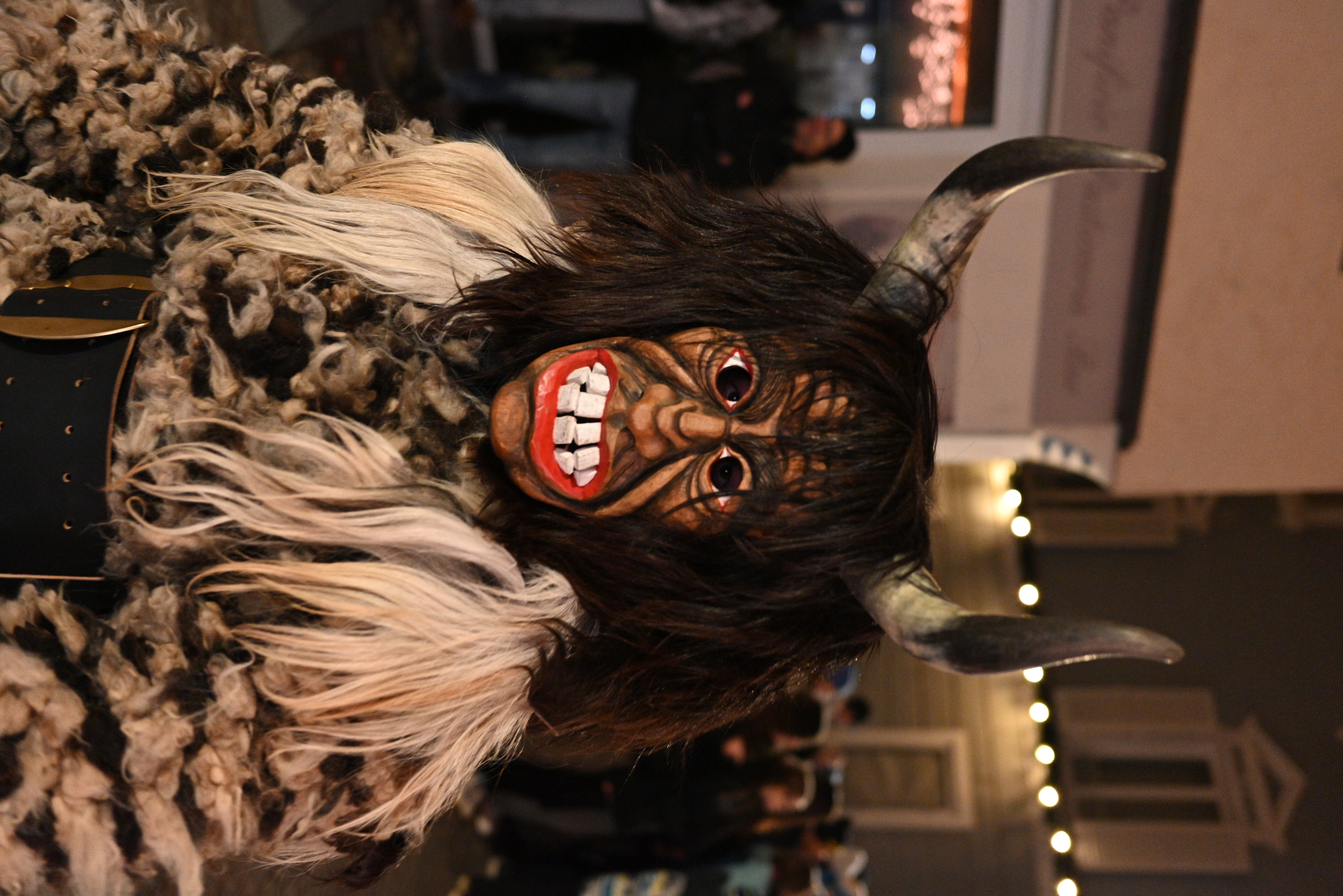 Wenn der Krampus durchs Tal zieht – Alpine Wildheit & der Zauber der Zirbe